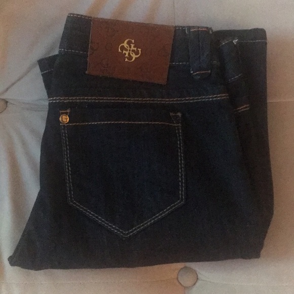 GUESS Premium Jeans - Picture 6 of 9